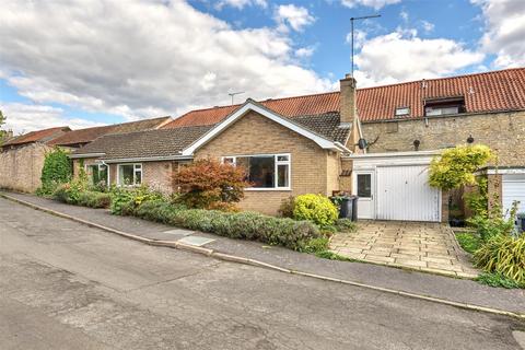 3 bedroom detached bungalow for sale, Danford Close, Oundle