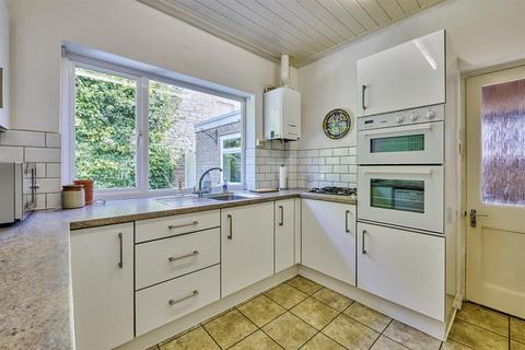 3 bedroom detached bungalow for sale, Danford Close, Oundle