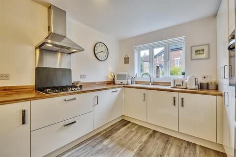 3 bedroom house for sale, St. Marys Lane, Warmington