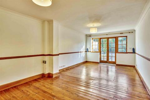 2 bedroom house for sale, Ashton Road, Oundle