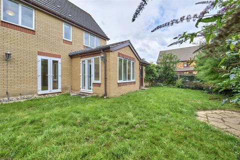 4 bedroom detached house for sale, Sutton Road, Oundle