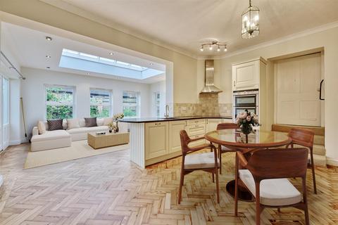 4 bedroom house for sale, Glapthorn Road, Oundle