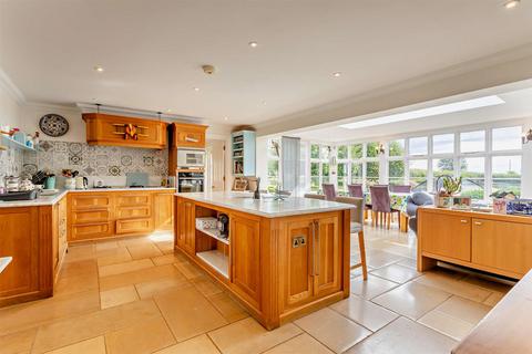 6 bedroom house for sale, Clopton, Northamptonshire