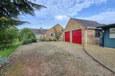 4 bedroom detached bungalow for sale, Meadow Gate, Woodnewton