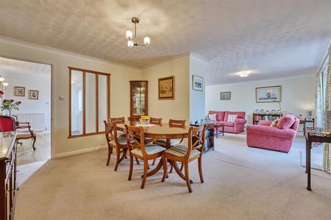 4 bedroom detached bungalow for sale, Meadow Gate, Woodnewton