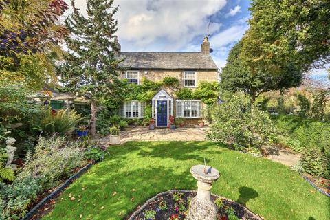 3 bedroom house for sale, Glapthorn Road, Oundle