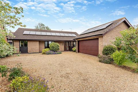 4 bedroom detached bungalow for sale, Cotterstock Road, Oundle