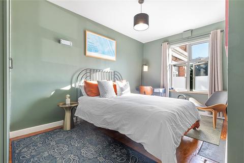 1 bedroom apartment for sale, Brixton Hill, London, SW2