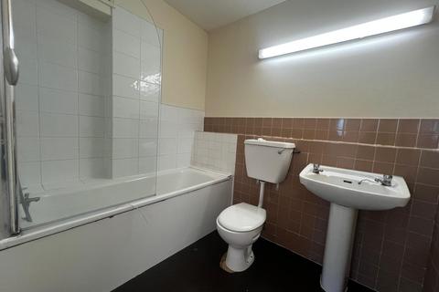 1 bedroom flat to rent, Overbury Avenue, Beckenham BR3