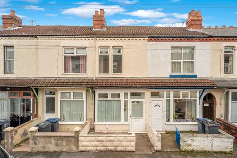 3 bedroom terraced house to rent, Charlotte Road, Birmingham B30