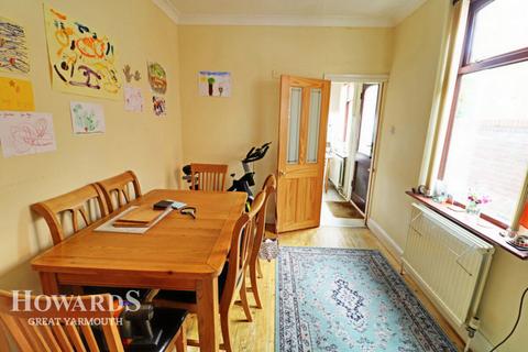 4 bedroom terraced house for sale, Harley Road, Great Yarmouth