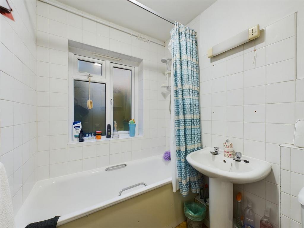 Bath1.jpg