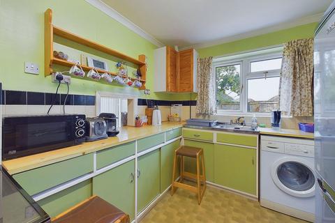 3 bedroom detached bungalow for sale, Greystone Avenue, Worthing, BN13