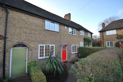 3 bedroom terraced house to rent, Sunray Avenue Herne Hill SE24