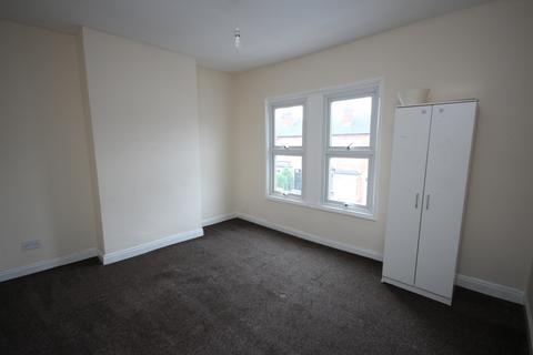 2 bedroom terraced house to rent, Southfield Avenue, Birmingham, West Midlands, B16