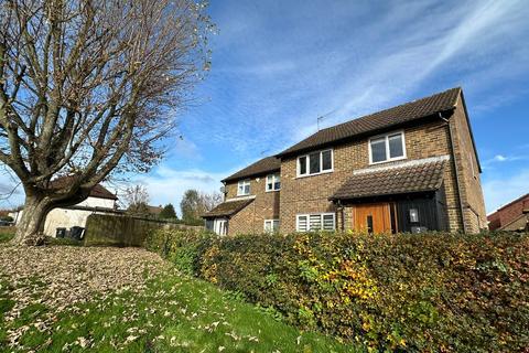 3 bedroom semi-detached house for sale, New Hall Close, Bovingdon HP3