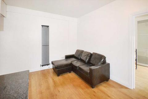 1 bedroom flat to rent, Dewsbury Court, Chiswick, Chiswick, London W4