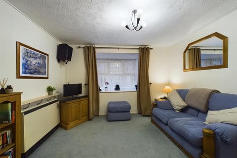 1 bedroom terraced house for sale, Lyon Close, Crawley RH10