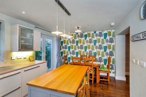 37 Stevedale Road, Welling, DA16 1ND