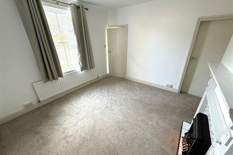 2 bedroom semi-detached house to rent, Burley Lane, Derby DE22