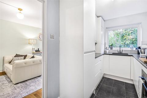 1 bedroom apartment for sale, Crofton Way, Enfield, EN2