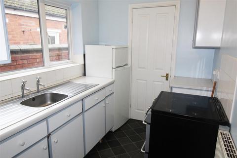 2 bedroom terraced house to rent, Westwood Road, Coventry