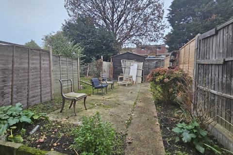 3 bedroom terraced house for sale, Malvern Road, London, Tottenham