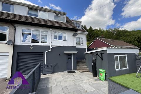 3 bedroom semi-detached house to rent, Six Bells, Abertillery, NP13 2NP