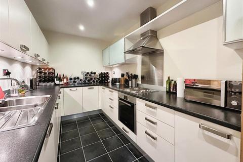 2 bedroom apartment for sale, Trent Place, Warwick