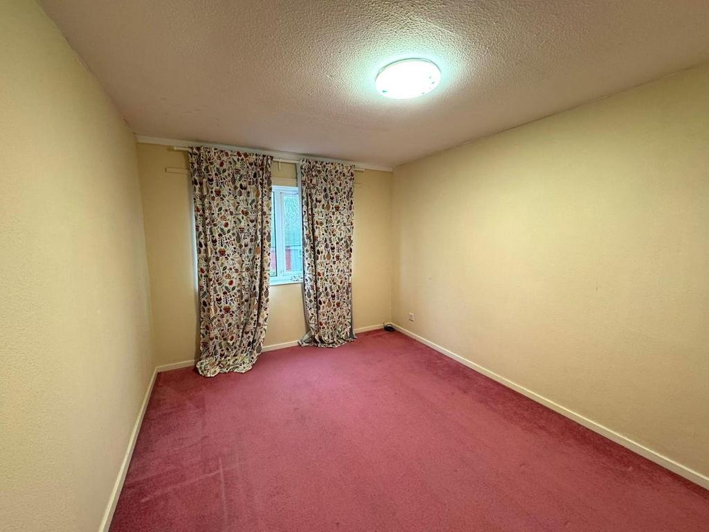 Bedroom 2.jpg