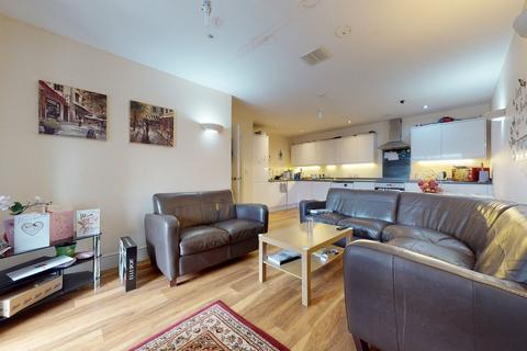 2 bedroom flat for sale, Chingford Mount Road