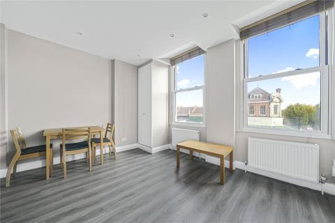 1 bedroom apartment to rent, High Road, London, N12