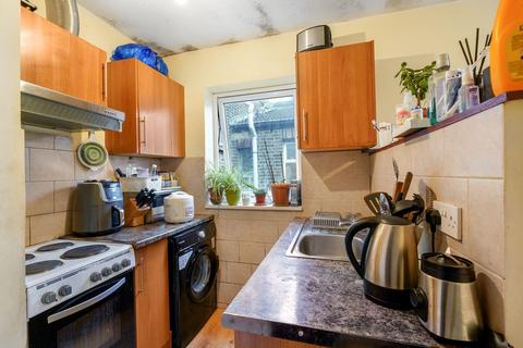 1 bedroom flat for sale, High Street, Harlesden, nw10