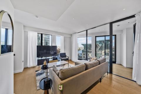 3 bedroom flat to rent, River Park Tower, London SW8