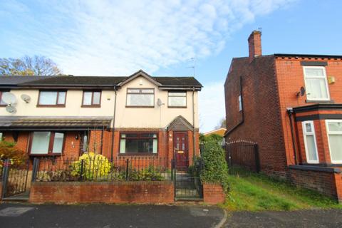 2 bedroom end of terrace house for sale, Townsend Road, Manchester M27