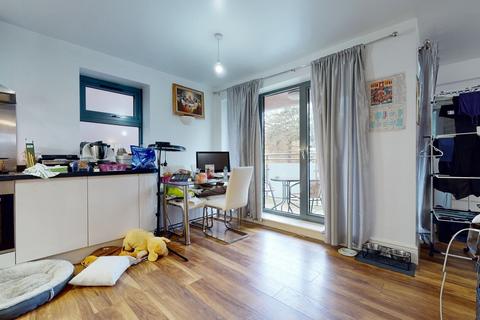 1 bedroom flat for sale, Station Road New Barnet