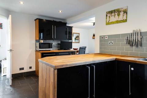 25 Ecroyd Park, Credenhill, Hereford, HR4 7EL