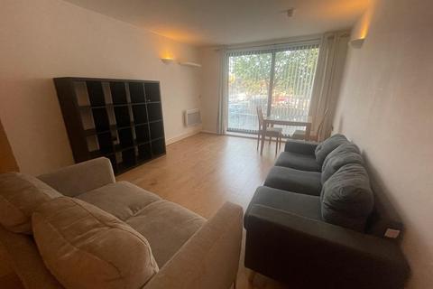 2 bedroom flat to rent, Isaac Way, Manchester,