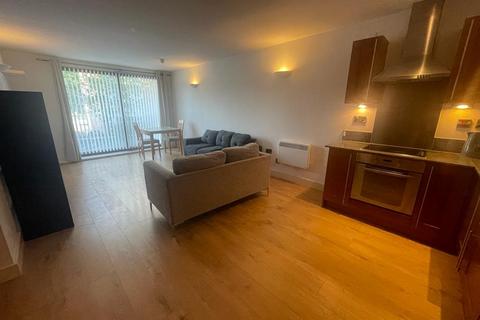 2 bedroom flat to rent, Isaac Way, Manchester,