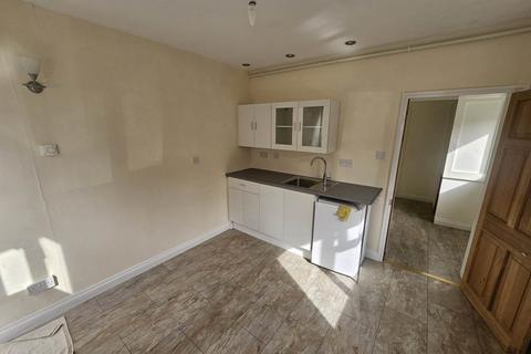 1 bedroom ground floor flat to rent, High Street , Shepreth ,