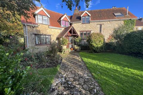 4 bedroom detached house to rent, Rodden, Frome, Somerset