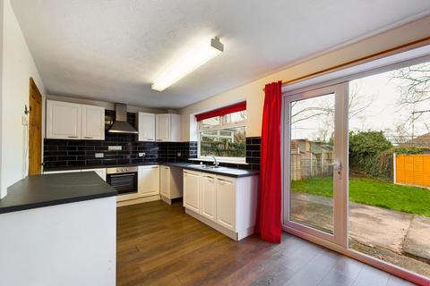 3 bedroom semi-detached house to rent, Escley Drive, Hereford HR2