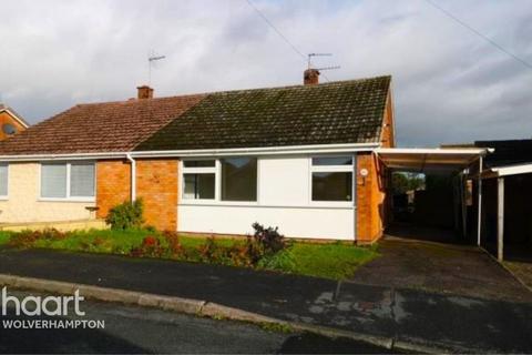 2 bedroom bungalow to rent, Windsor Close, Stone