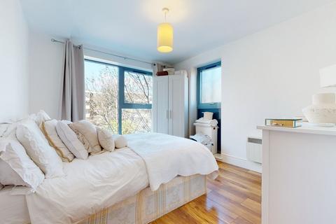 1 bedroom flat for sale, Station Road New Barnet