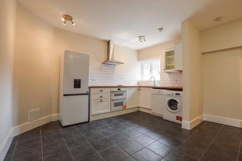 2 bedroom maisonette for sale, Old Woking Road, West Byfleet, Surrey, KT14