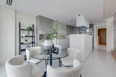 2 bedroom flat for sale, Pan Peninsula Square, London