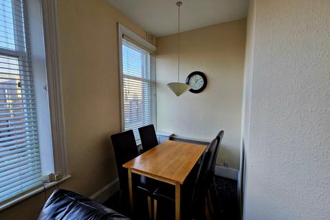 2 bedroom flat to rent, Abbey Street, Carlisle