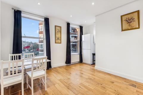 undefined, Askew Road, London