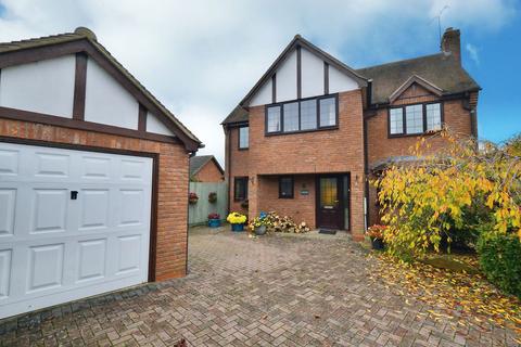 4 bedroom detached house for sale, Victoria Gardens Bretforton WR11 7FR