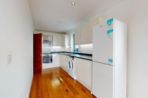 2 bedroom flat for sale, Station Road New Barnet